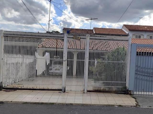 Casa venda em Região Geográfica Imediata do Distrito Federal, Região Integrada de Desenvolvimento do Distrito Federal e Entorno