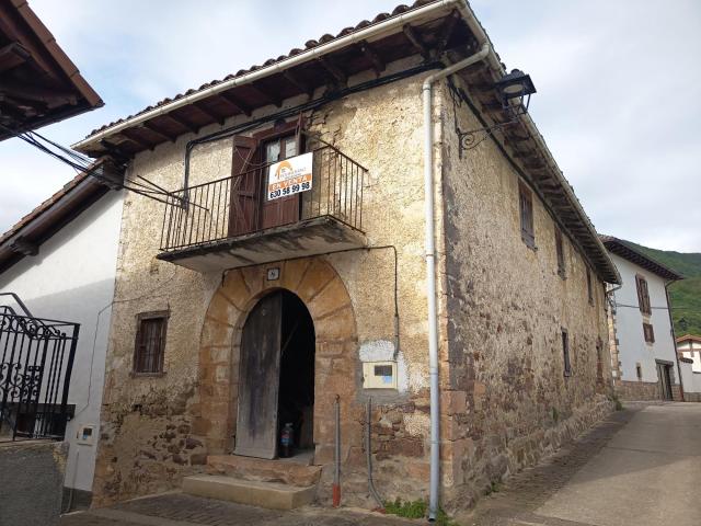 Casa en venta en Pirinioaurrea, Navarra