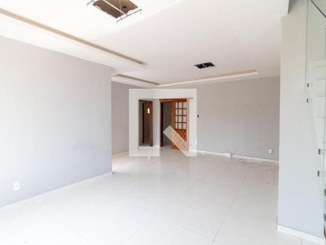 Casa aluguel em Região Geográfica Imediata do Rio de Janeiro, Região Metropolitana do Rio de Janeiro