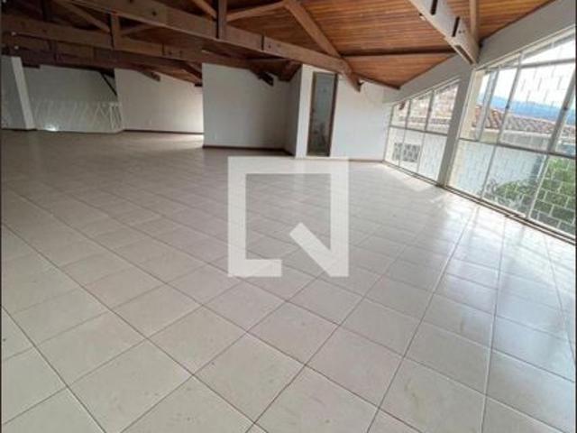 Casa aluguel em Região Geográfica Imediata de Belo Horizonte, Região Metropolitana de Belo Horizonte