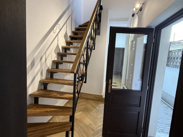 Casă închirieri în București