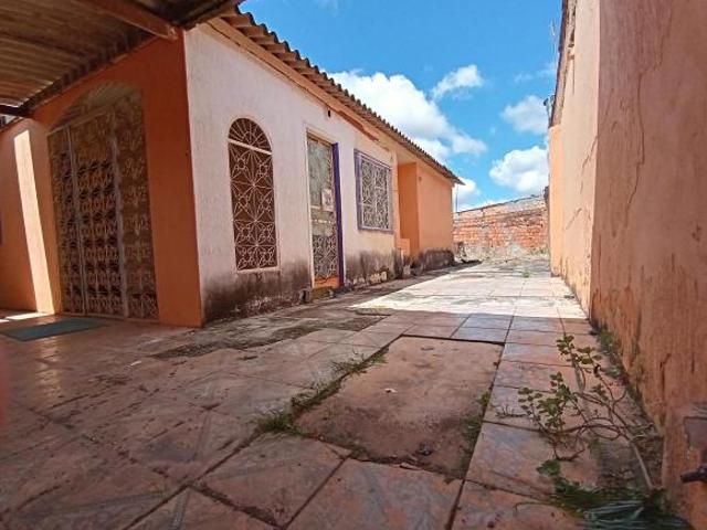 Casa venda em Região Geográfica Imediata de Luziânia, Região Integrada de Desenvolvimento do Distrito Federal e Entorno