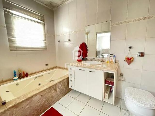 Casa venda em Região Imediata de Taubaté-Pindamonhangaba, Região Metropolitana do Vale do Paraíba e Litoral Norte