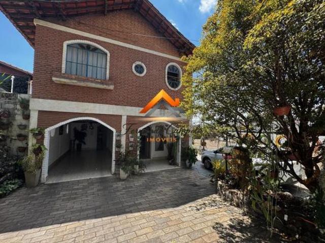 Casa venda em Álvaro Camargos, Belo Horizonte