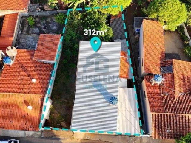 Casa venda em Dores do Indaiá, Região Geográfica Intermediária de Divinópolis