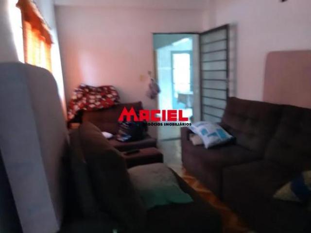 Casa venda em Região Imediata de São José dos Campos, Região Metropolitana do Vale do Paraíba e Litoral Norte