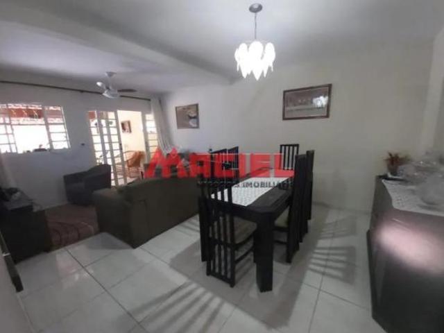 Casa venda em Região Imediata de São José dos Campos, Região Metropolitana do Vale do Paraíba e Litoral Norte