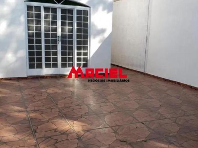 Casa venda em Região Imediata de São José dos Campos, Região Metropolitana do Vale do Paraíba e Litoral Norte
