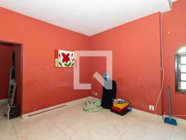 Casa aluguel em Região Geográfica Imediata do Rio de Janeiro, Região Metropolitana do Rio de Janeiro