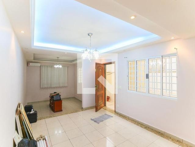 Casa aluguel em Região Imediata de São Paulo, Região Metropolitana de São Paulo