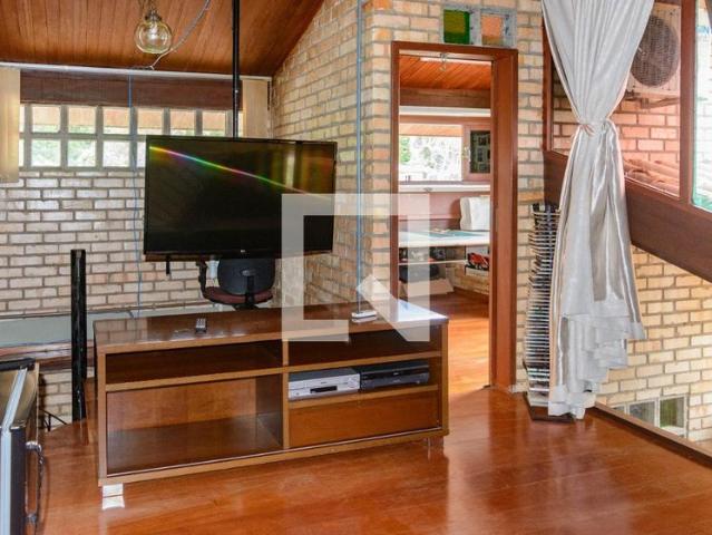 Casa aluguel em Região Geográfica Imediata de Florianópolis, Desterro
