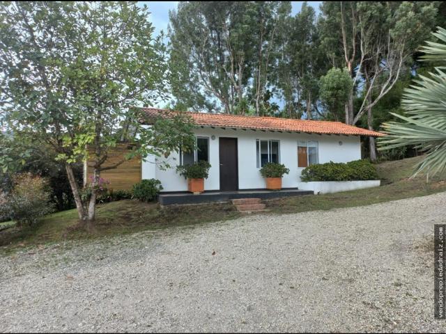 Casa en arriendo en Guarne, Oriente