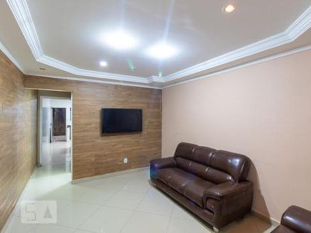 Casa aluguel em Região Imediata de São Paulo, Região Metropolitana de São Paulo