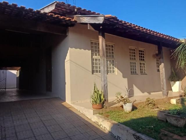 Casa aluguel em Região Geográfica Imediata de Londrina, Londrina