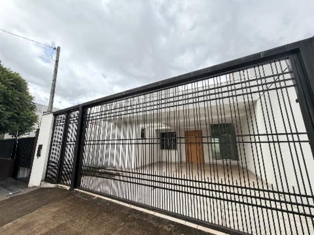 Casa aluguel em Região Geográfica Imediata de Maringá, Maringá