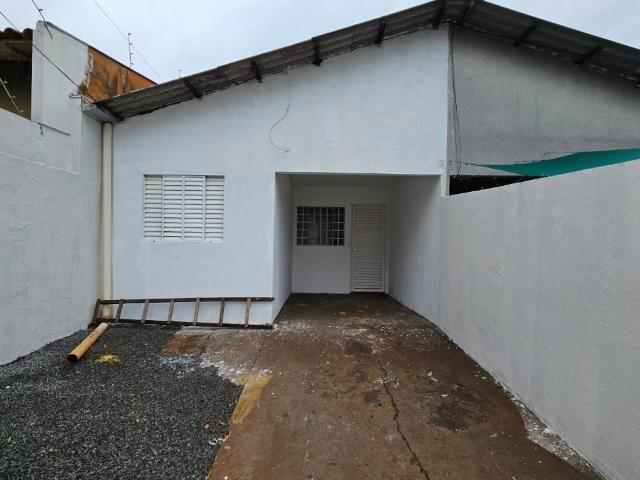 Casa aluguel em Jardim Alto do Cafezal, Londrina