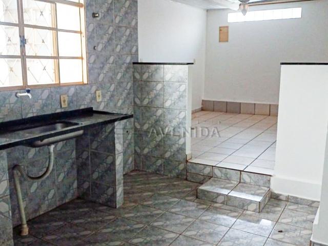 Casa aluguel em Região Geográfica Imediata de Londrina, Londrina