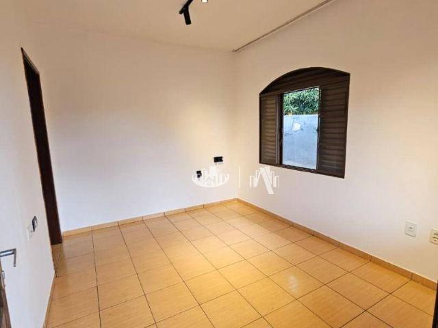 Casa aluguel em Região Geográfica Imediata de Londrina, Londrina