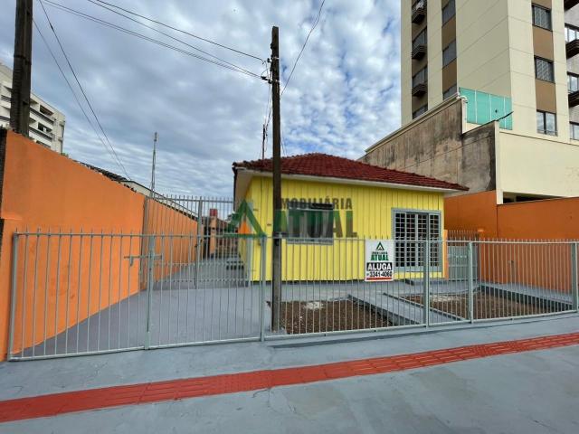 Casa aluguel em Região Geográfica Imediata de Londrina, Londrina