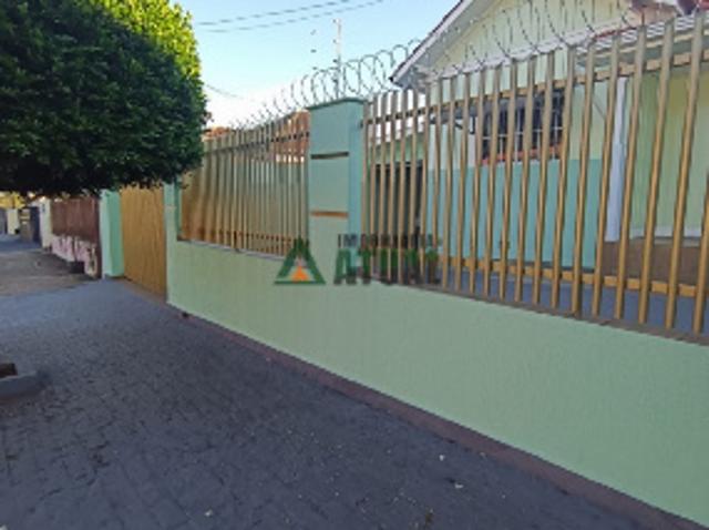 Casa aluguel em Região Geográfica Imediata de Londrina, Londrina