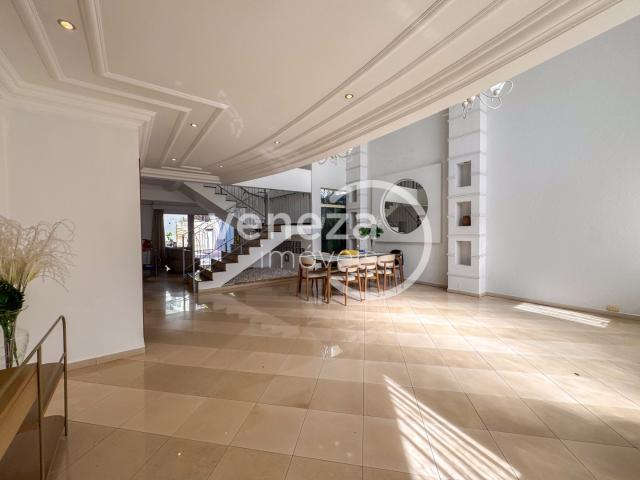 Casa aluguel em Condomínio Santana Residence II, Londrina