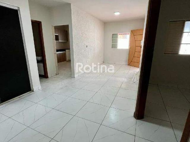 Casa aluguel em Região Geográfica Imediata de Uberlândia, Oliveira Fortes