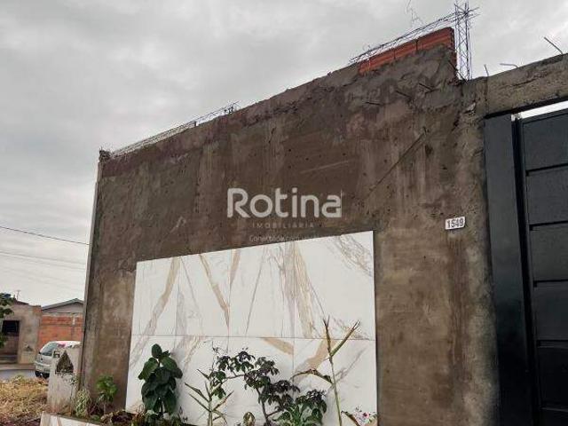 Casa aluguel em Região Geográfica Imediata de Uberlândia, Oliveira Fortes