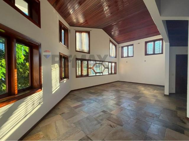 Casa aluguel em Vila Santo Antônio, Valinhos