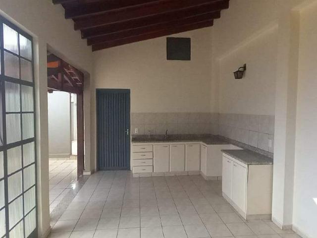 Casa aluguel em Santa Marta, Uberaba