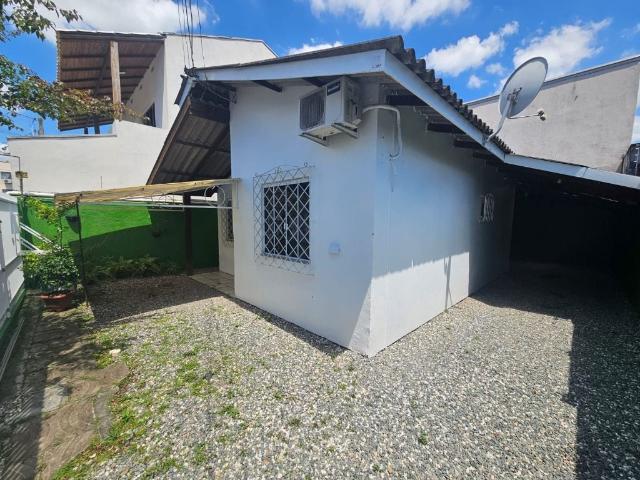 Casa aluguel em Região Geográfica Imediata de Itajaí, Itajaí
