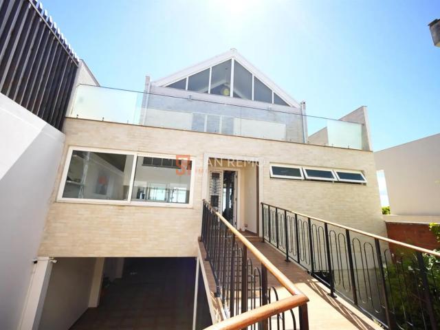 Casa aluguel em Região Geográfica Imediata de Florianópolis, São José