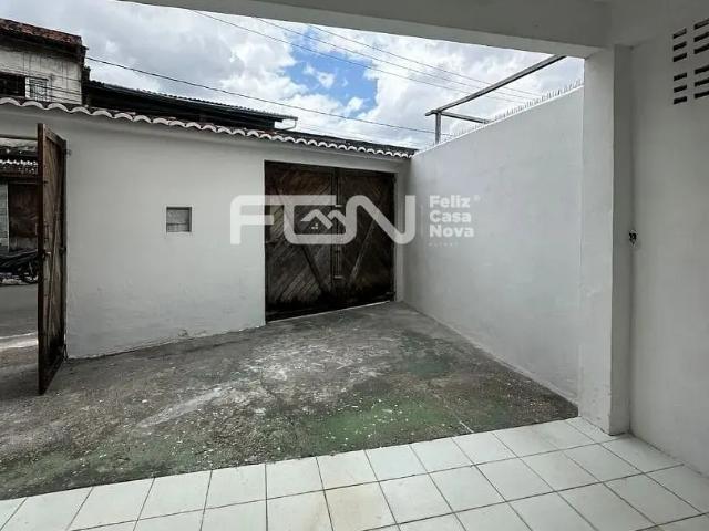 Casa aluguel em Região Geográfica Imediata de Salvador, Região Metropolitana de Salvador