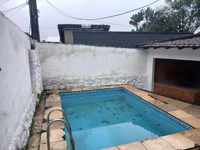 Casa aluguel em Região Geográfica Imediata do Rio de Janeiro, Região Metropolitana do Rio de Janeiro