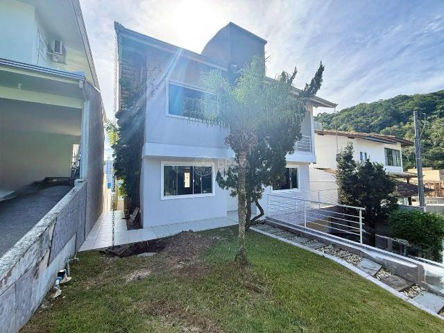 Casa aluguel em Região Geográfica Imediata de Itajaí, Balneario Camboriú