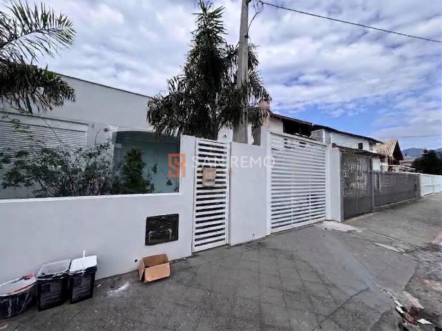 Casa aluguel em Córrego Grande, Florianópolis