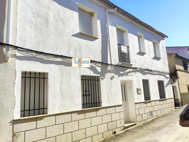 Casa en venta en Hinojal, Extremadura