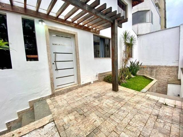 Casa aluguel em Castelo