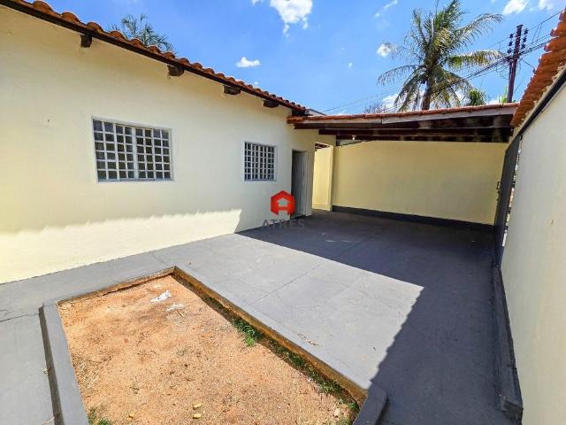 Casa aluguel em Região Geográfica Imediata de Goiânia, Goiânia