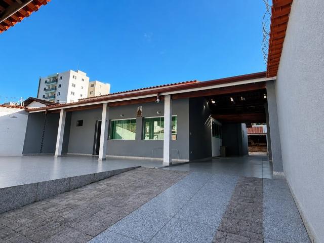 Casa aluguel em Jardim Caraguá, Caraguatatuba