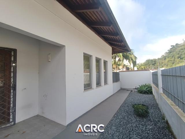 Casa aluguel em Região Geográfica Imediata de Blumenau, Blumenau