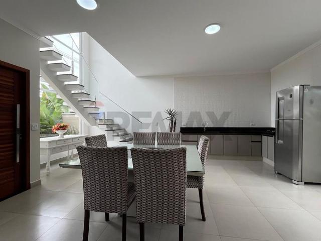 Casa aluguel em Região Imediata de Santos, Região Metropolitana da Baixada Santista