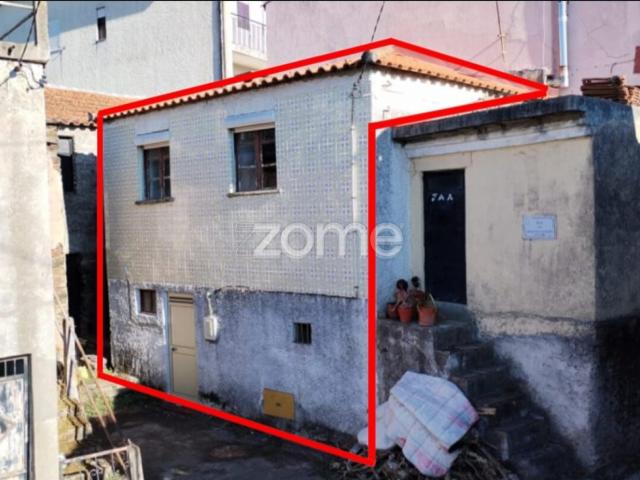 Casa venda em Bairro de Santa Bárbara, Vila Real