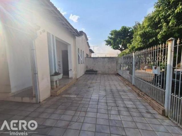 Casa venda em Região Imediata de Bauru, Bauru