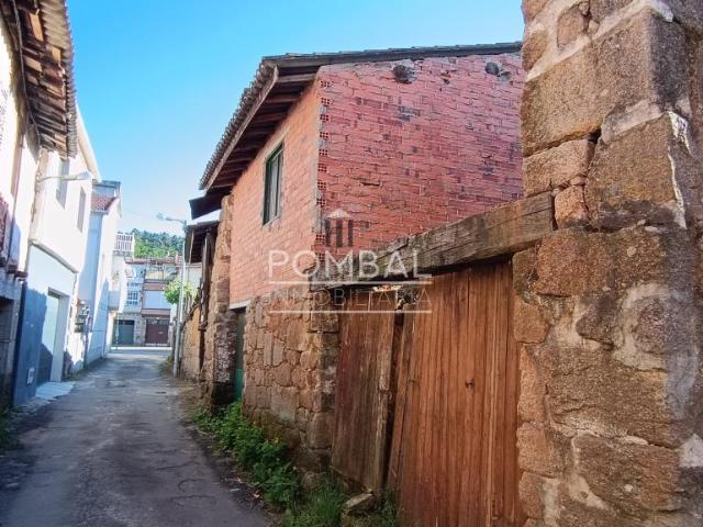 Casa en venta en Bentraces, Barbadás