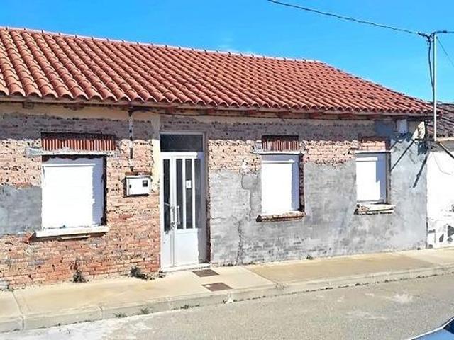 Casa en venta en La Bañeza, Castilla y León
