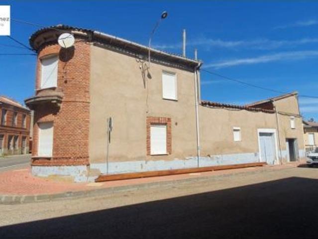 Casa en venta en Bustillo Del Páramo, Castilla y León
