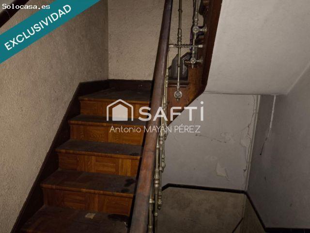 Casa en venta en Ribeira, A Barbanza