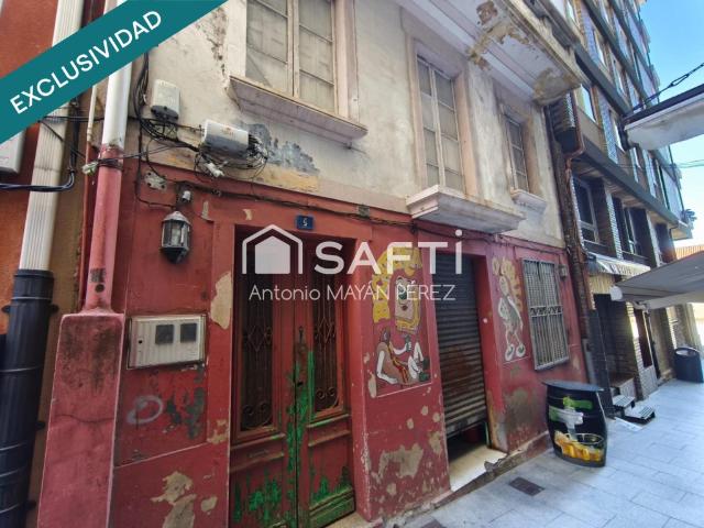 Chalet en venta en Ribeira, A Barbanza
