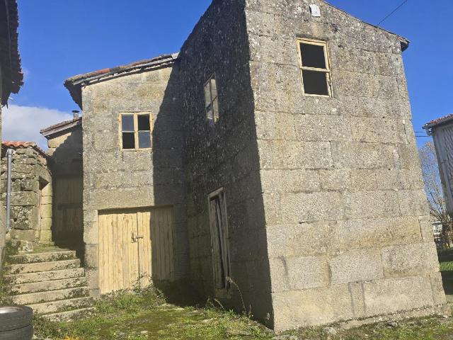 Casa en venta en Allariz
