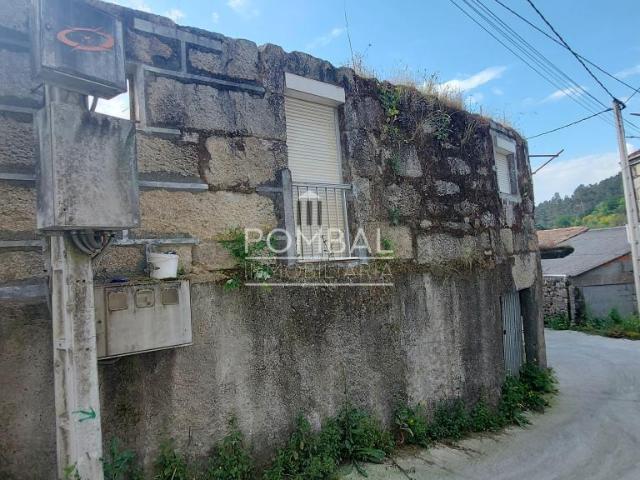Casa en venta en Barbadás, Ourense